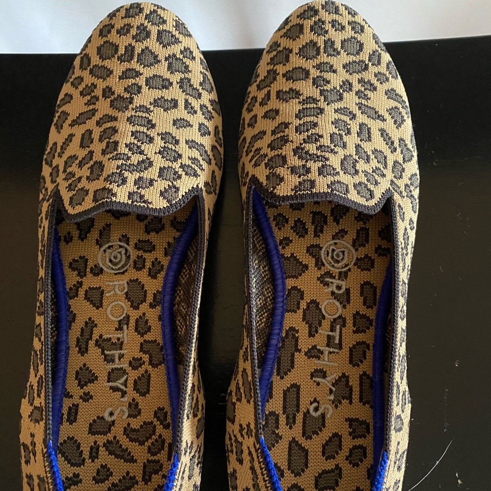 Rothy’s leopard print size 7, loafers.  Like new.  Only worn in the house.